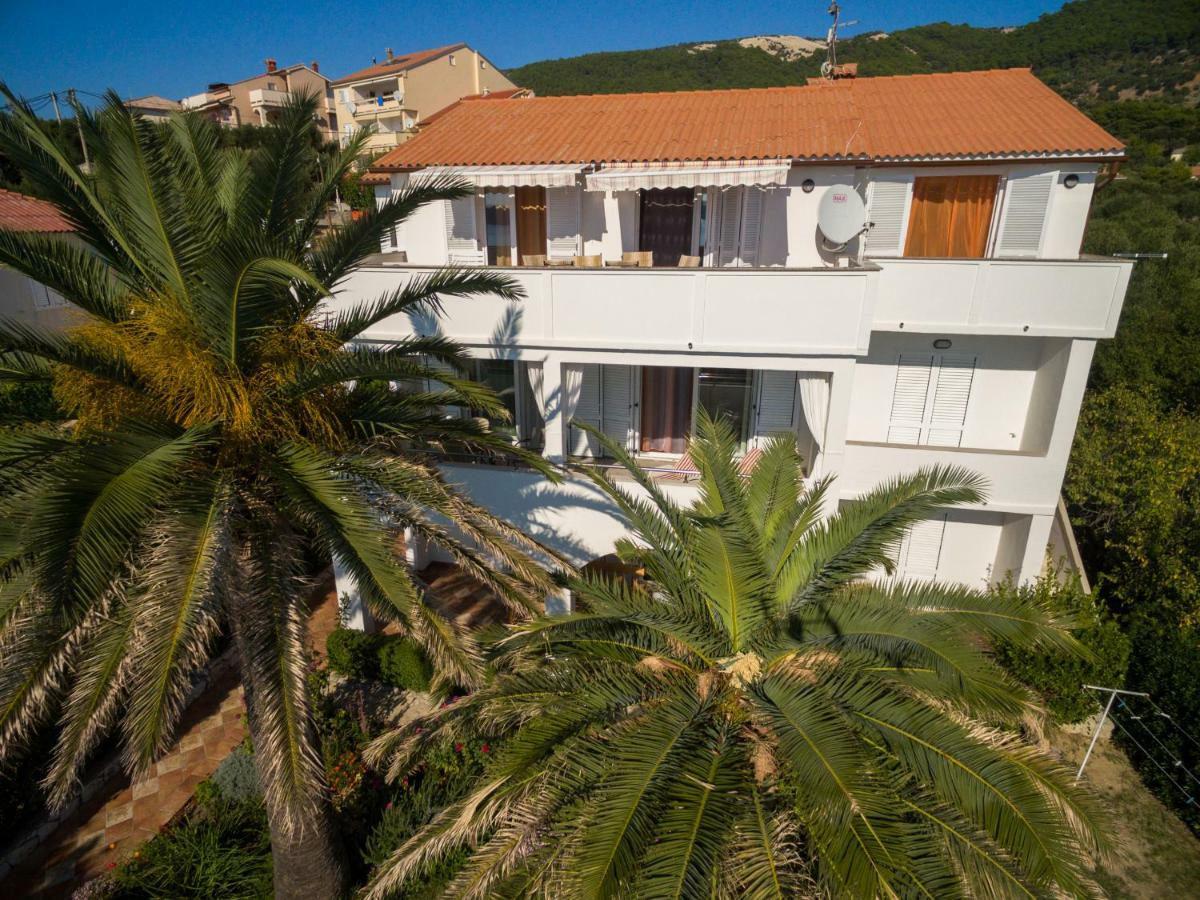 Apartments Ajka Rab Town Exterior photo